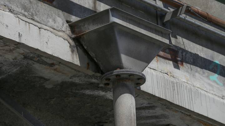 Drains de tablier